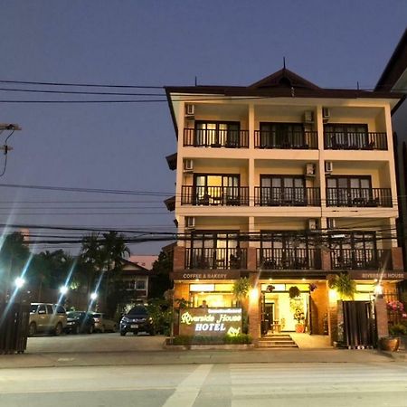 Riverside House Hotel Chiang Mai Bagian luar foto